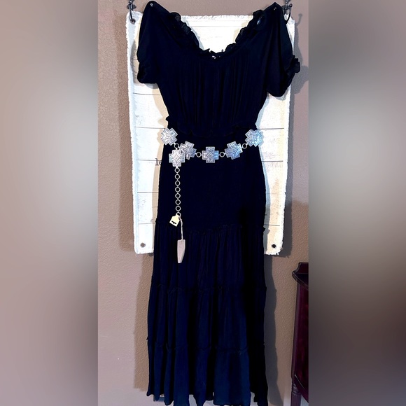 Willow & Root NWOT  Black dress L Never worn‼️ never washed‼️ & NWT CROSS BELT - Picture 3 of 16